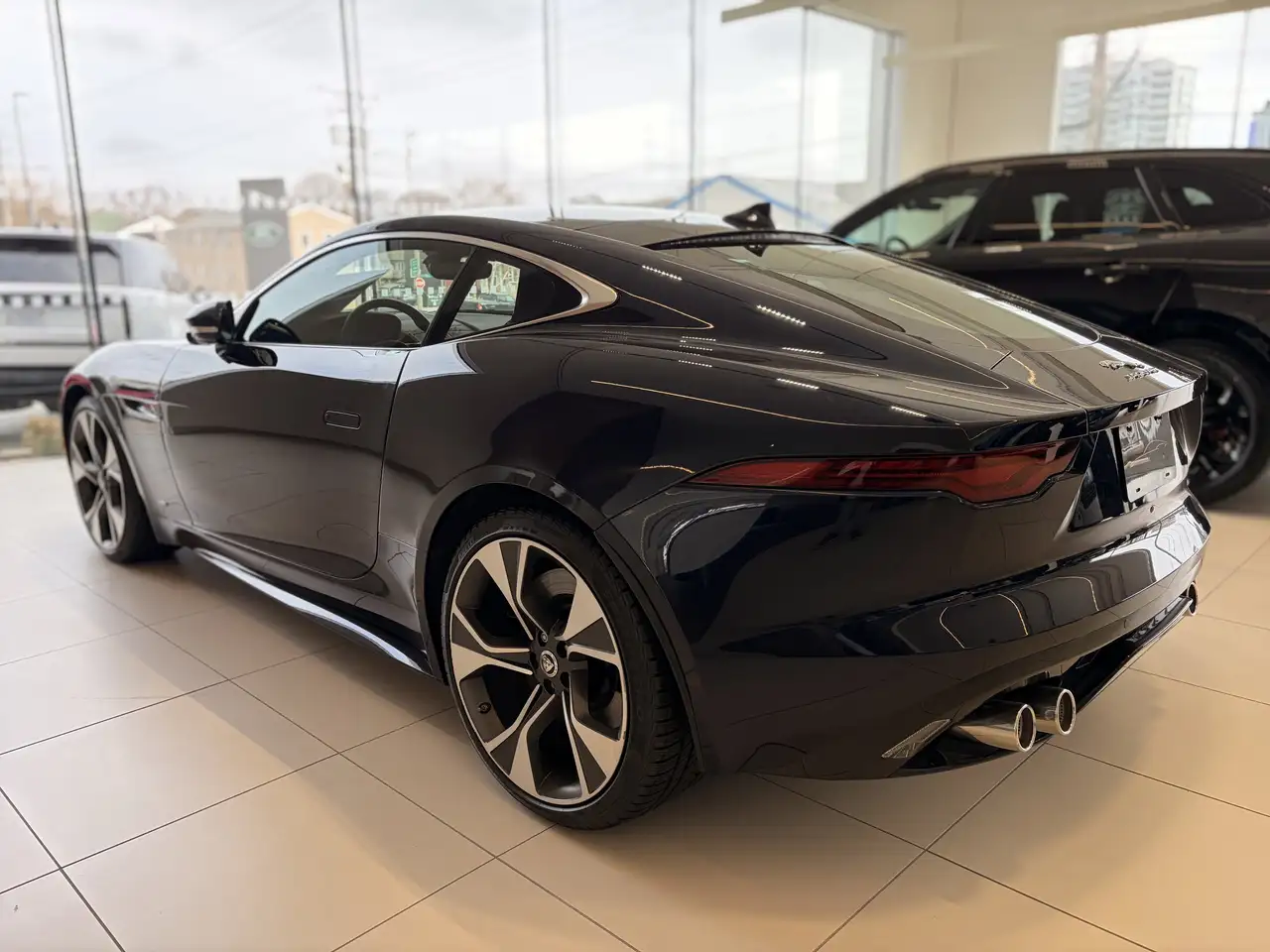 Jaguar F-Type снимка Jaguar F-Type