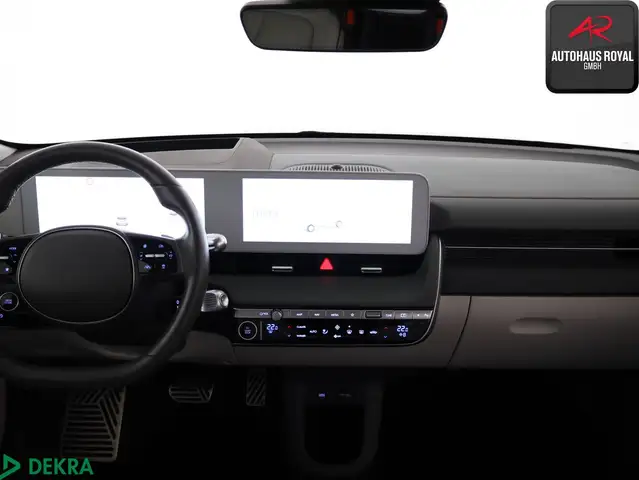 Hyundai Ioniq 5 view 9