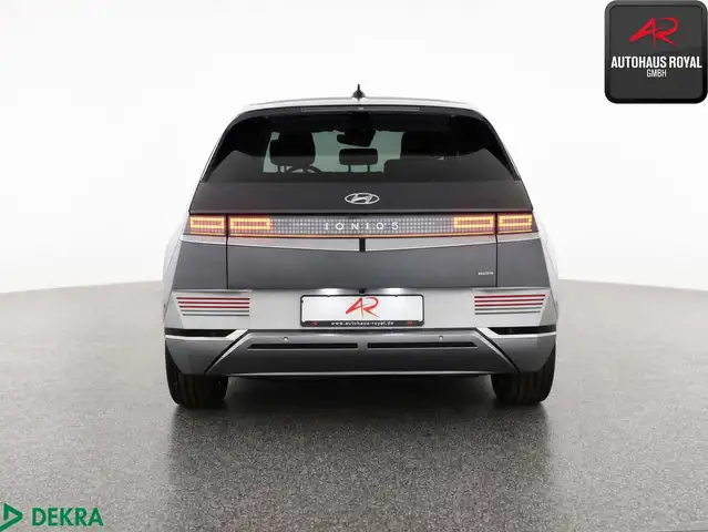 Hyundai Ioniq 5 view 4