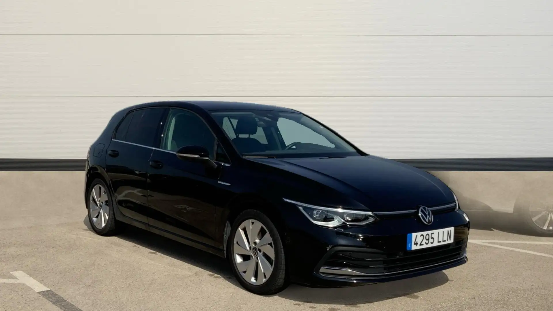 Volkswagen Golf 1.5 TSI Style 96kW - 1