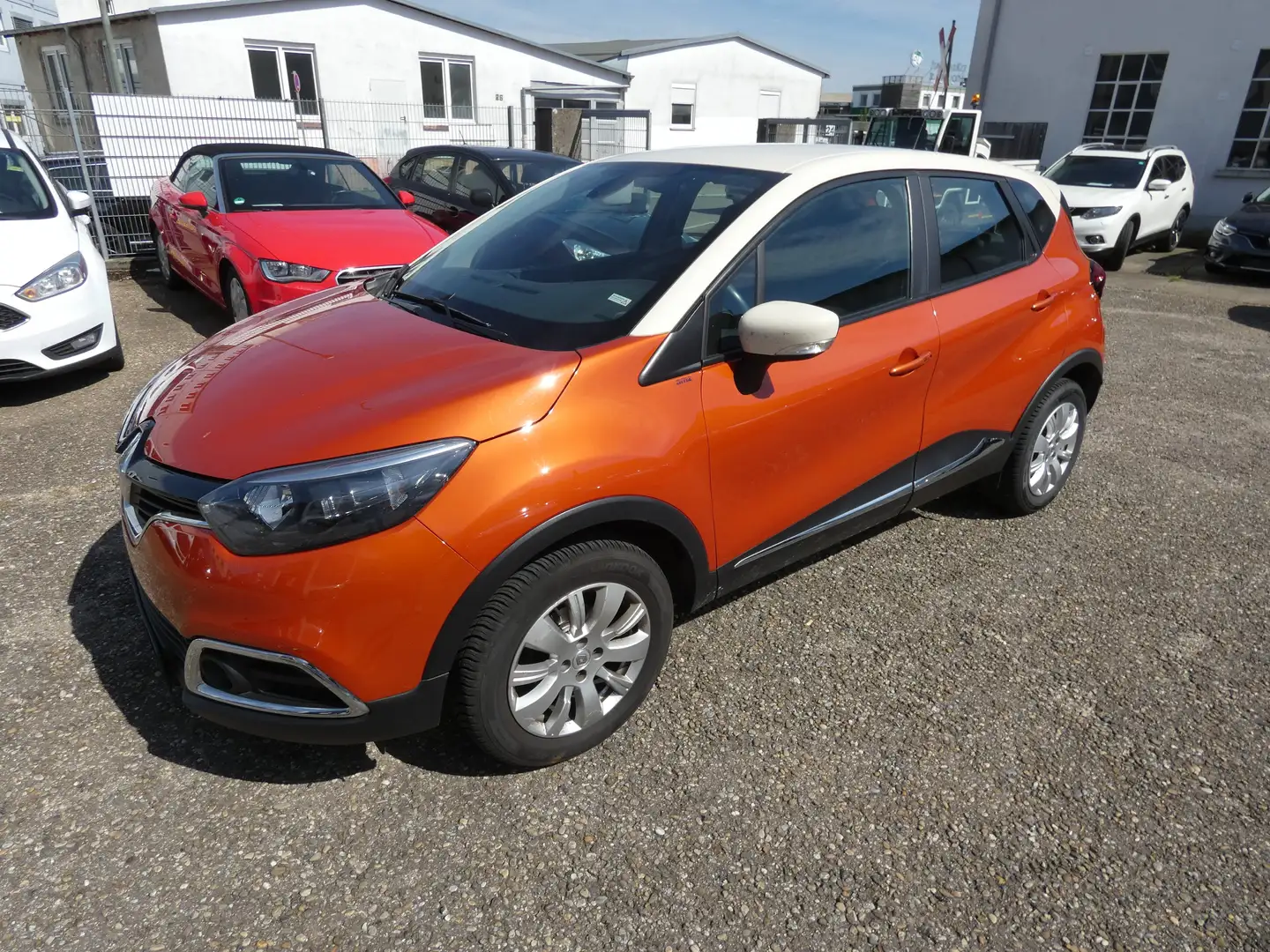 Renault Captur Captur ENERGY TCe 90 Start " 81 Tkm " Orange - 1