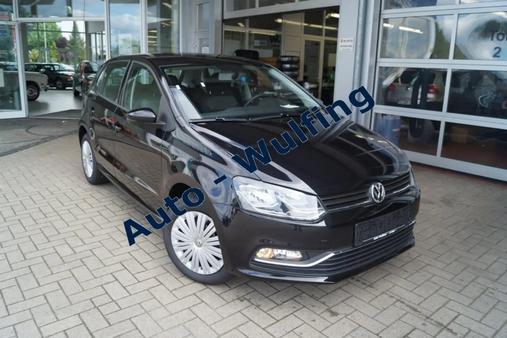 Volkswagen Polo 1.2 TSI Facelift Comfortline nur 35tkm Fekete - 1