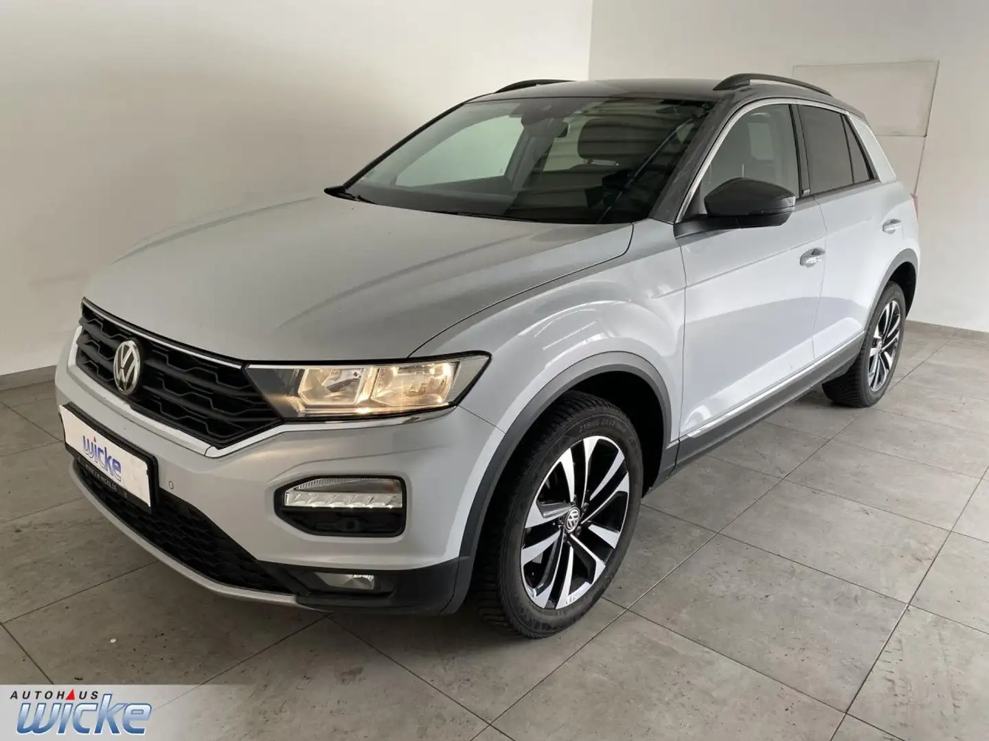 Volkswagen T-Roc 1.0 TSI United NAVI KLIMA LANE ASSIST PDC Blanco - 2