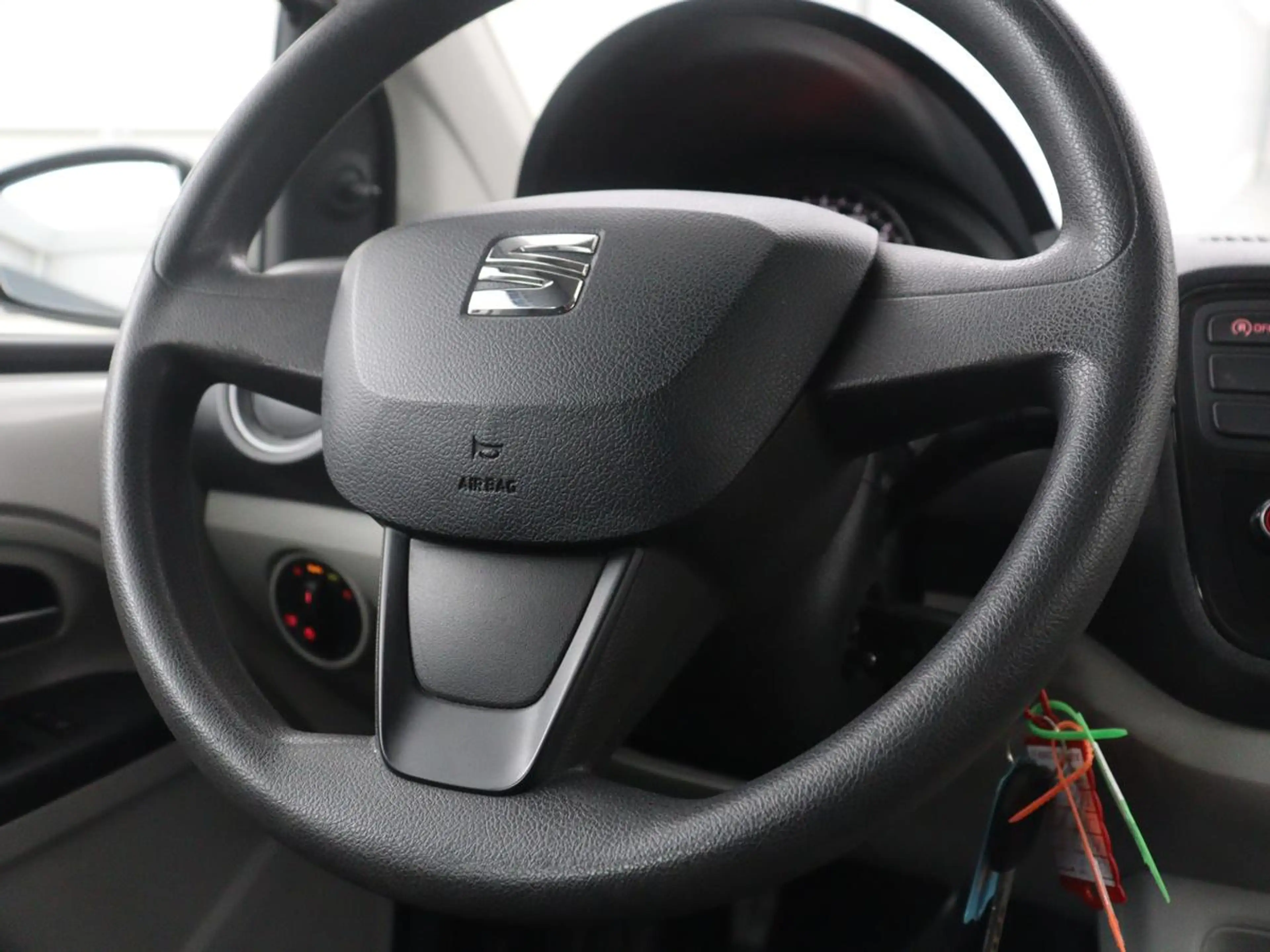 SEAT Mii 1.0 Style Intense | 5-deurs | Airco | Bluetooth | — photo 8
