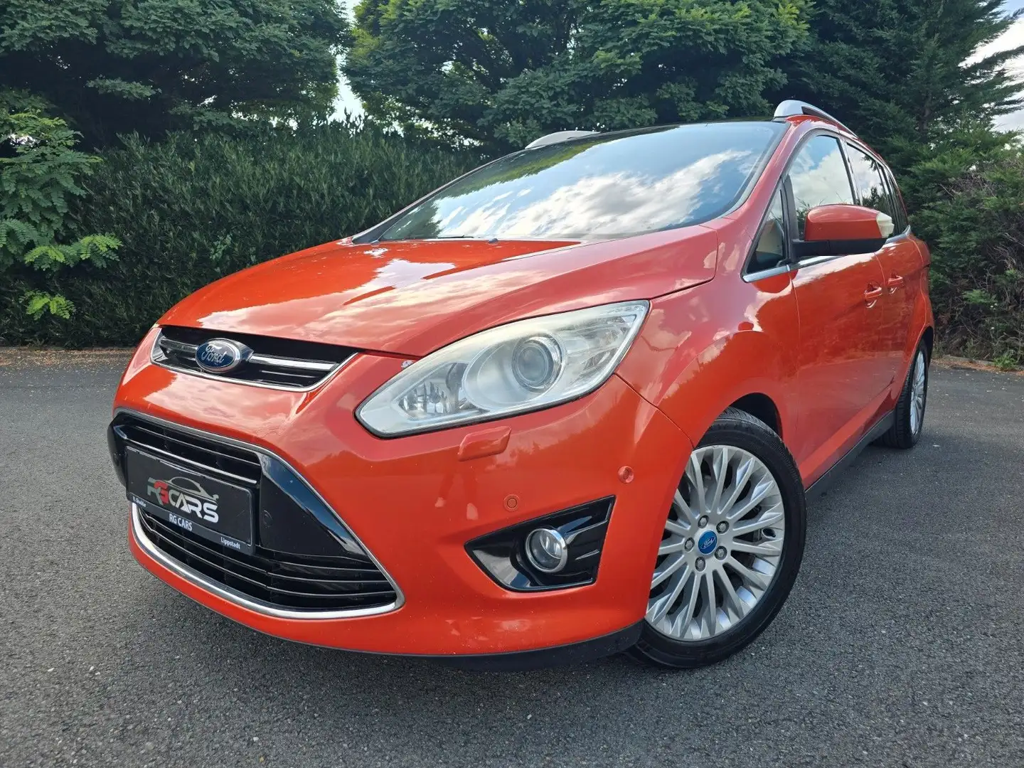 Ford Grand C-Max Grand CMax 2,0TDCi Titanium Leder Panorama Xenon Orange - 1