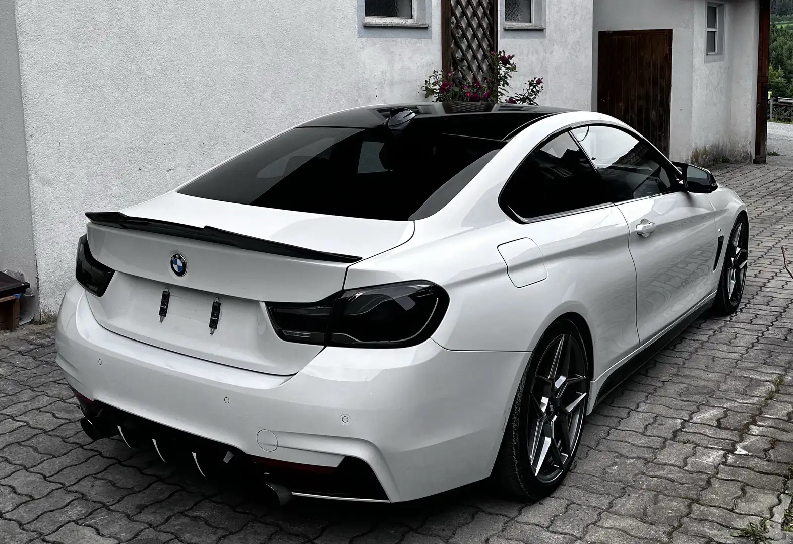 BMW 435 435i Coupe xDrive Sport-Aut. - 1