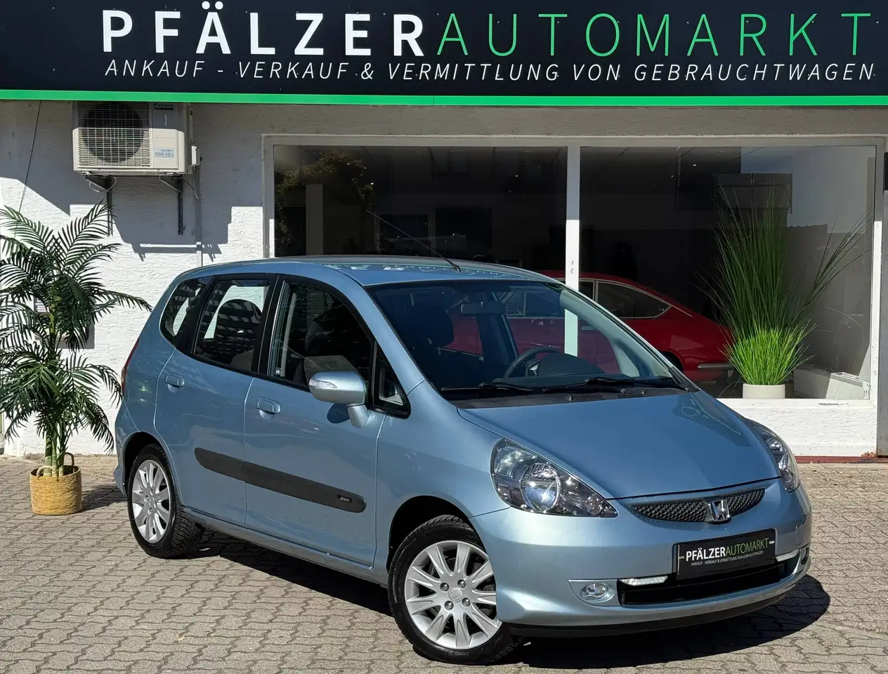 Honda Jazz Automatikgetriebe 76.000 km TÜV/SERVICE NEU — photo 1 of 15
