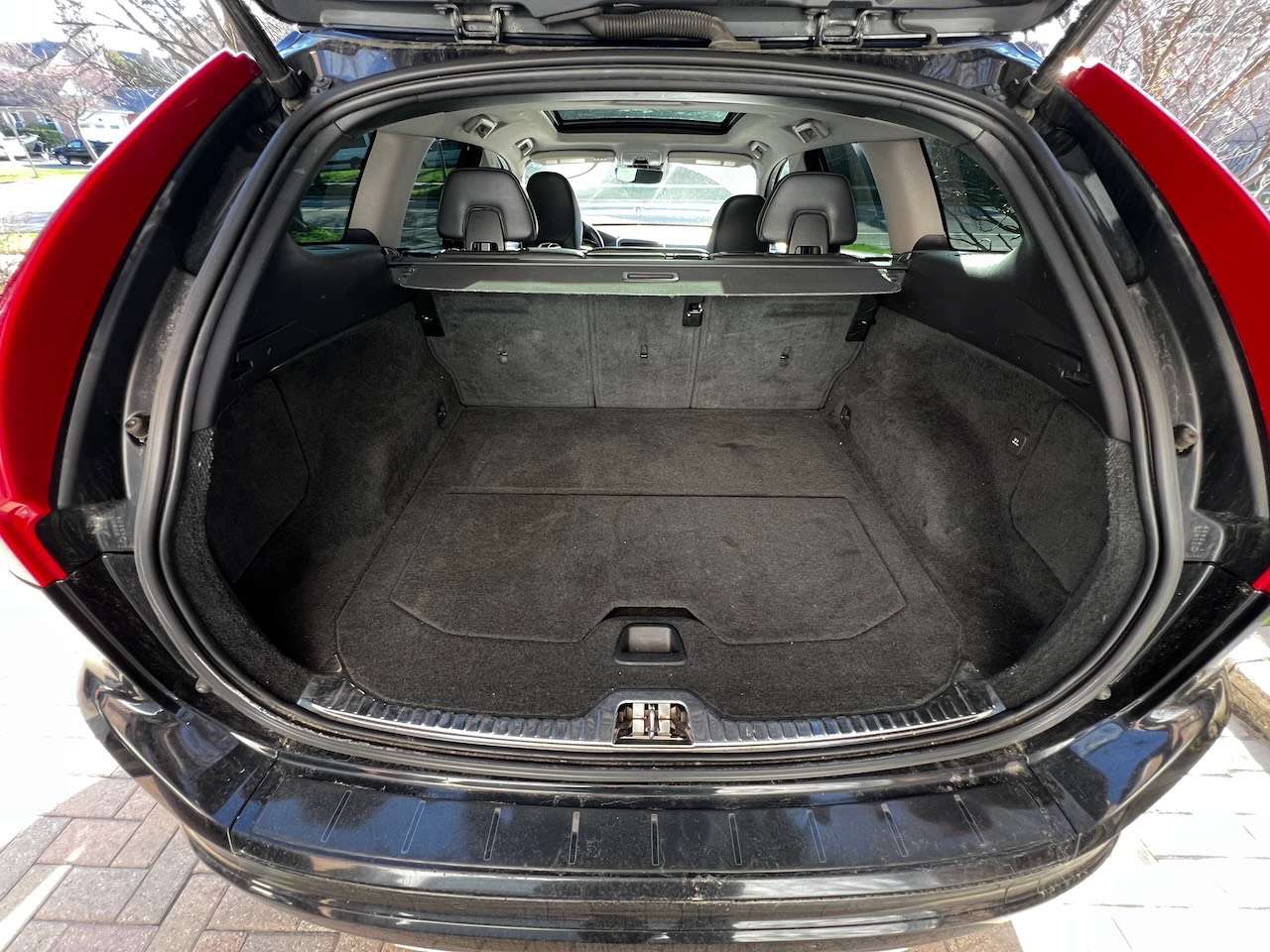 2015 Volvo XC60 T6 Platinum thumb 9