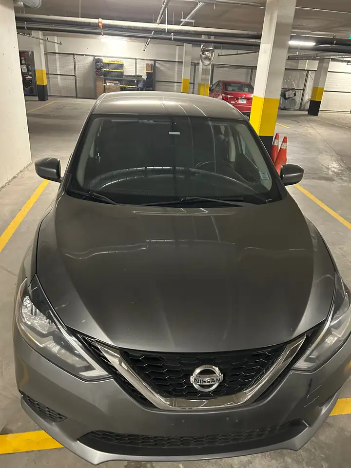 Nissan Sentra fotografie Nissan Sentra