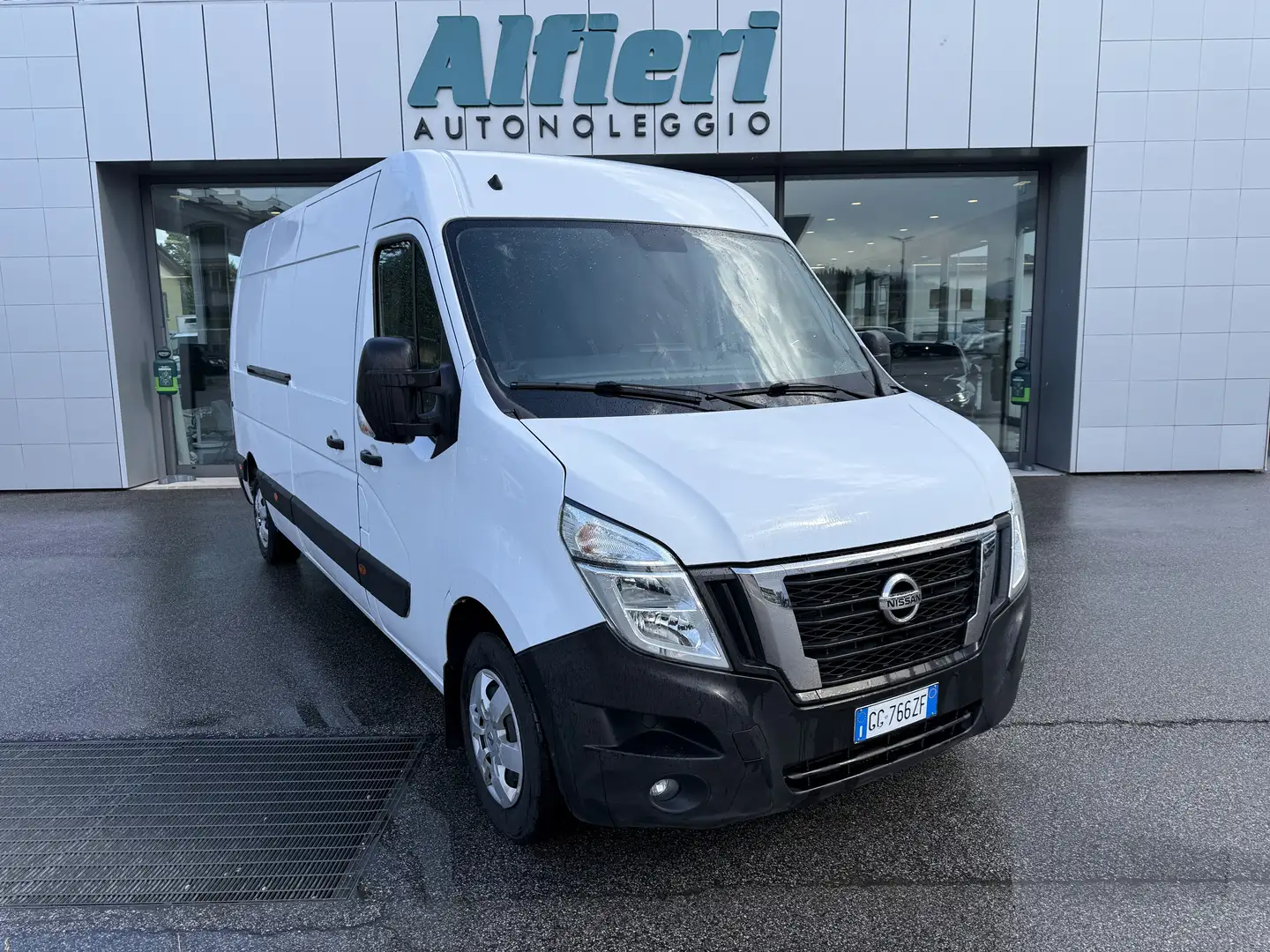 Nissan NV400 35S13 2.3dCi 150cv LH2 Clima 3700x1780x1900 kg1356 Белый - 1