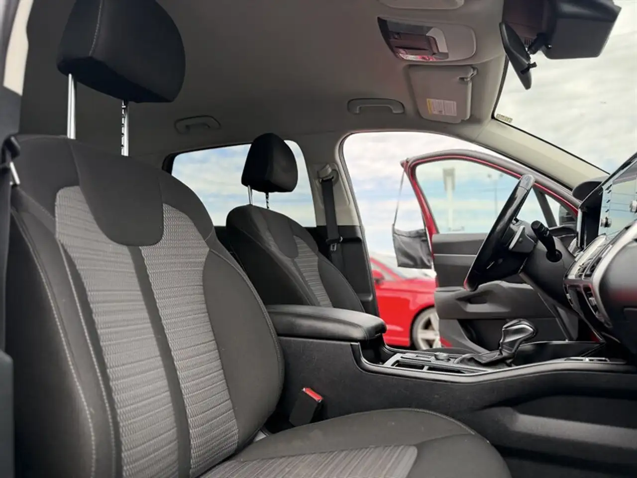 Kia Sorento photo Kia Sorento