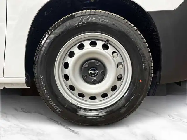 Opel Combo view 8