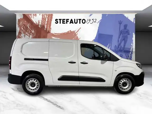Opel Combo view 2