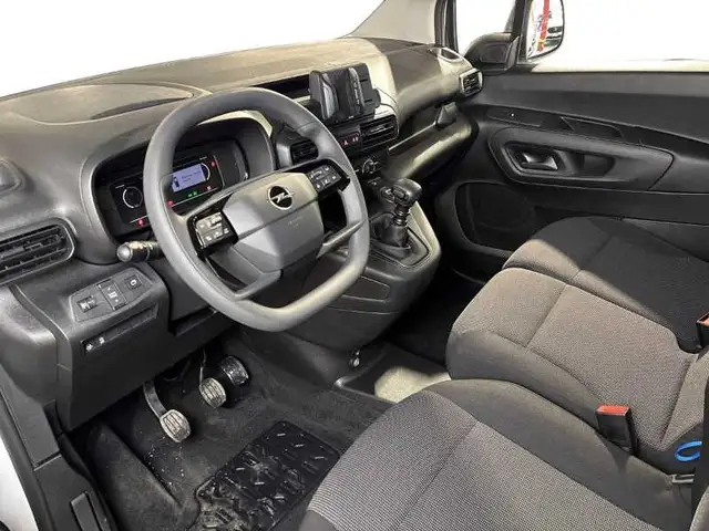 Opel Combo view 11