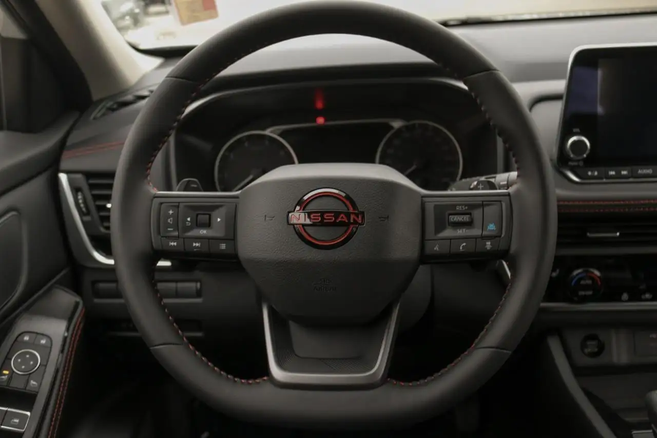 Nissan Rogue fotografie Nissan Rogue