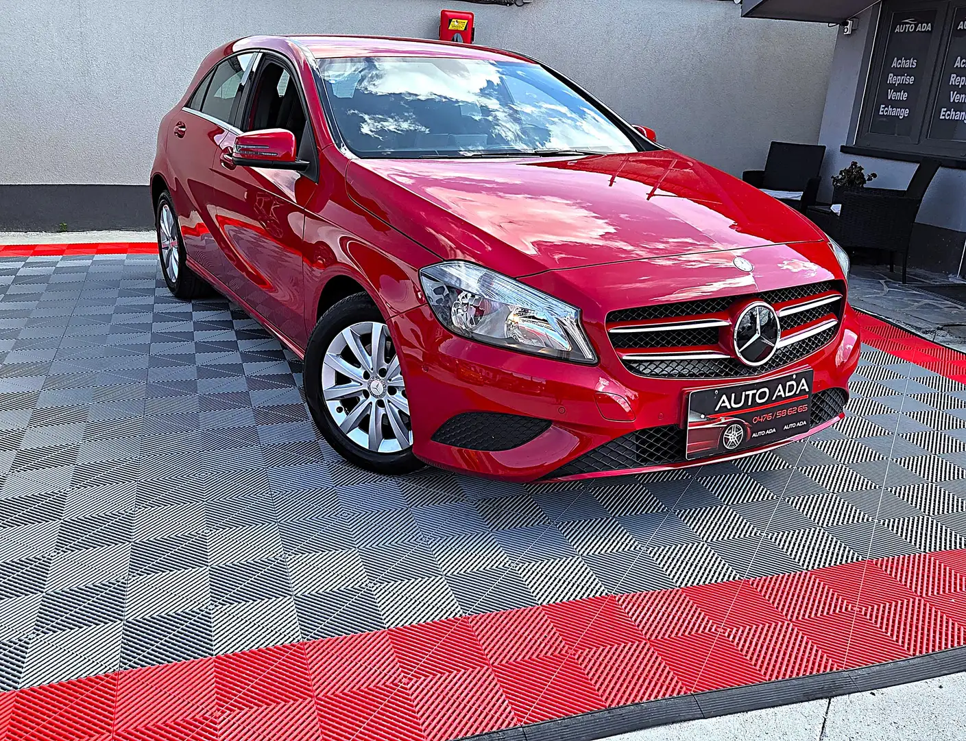 Mercedes-Benz A 180 --SEMI CUIR--AIRCO--GPS--GARANTIE 12 MOIS- Rouge - 1