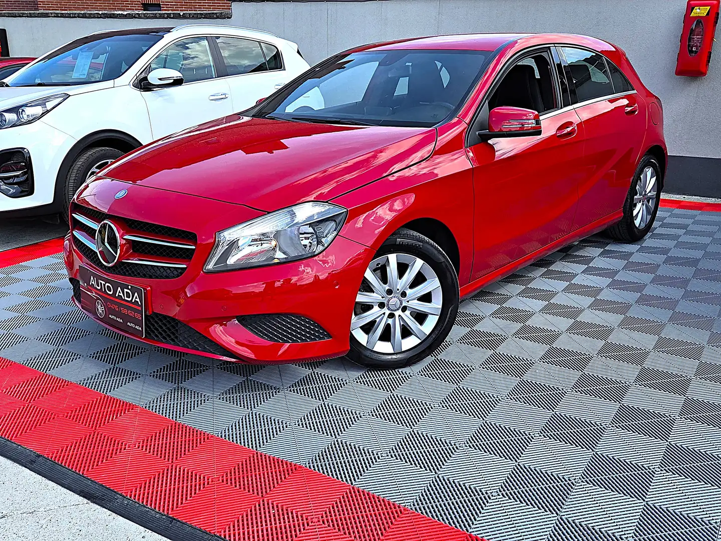 Mercedes-Benz A 180 --SEMI CUIR--AIRCO--GPS--GARANTIE 12 MOIS- Rouge - 2