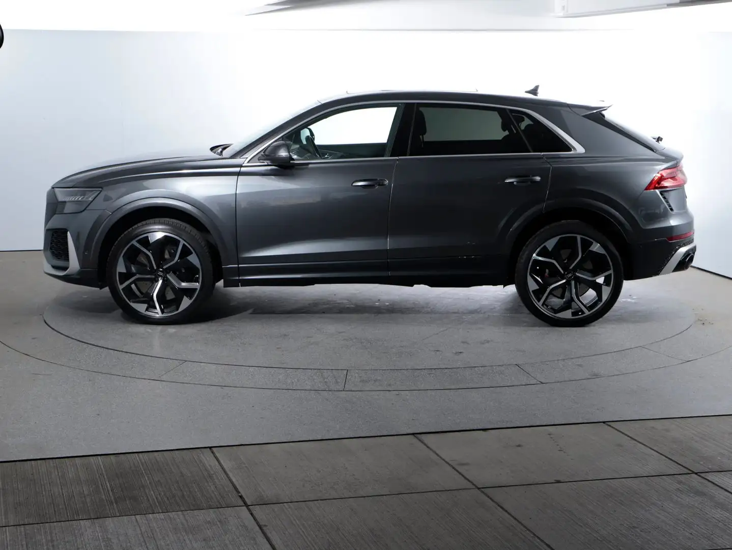 Audi RS Q8 Audi RS Q8 Grau - 2