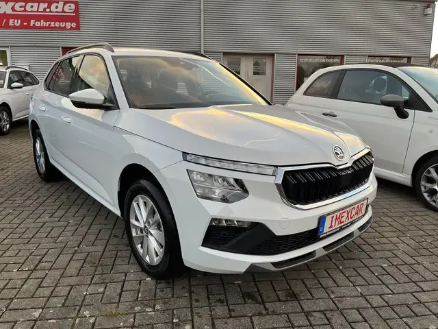 Skoda Kamiq 1,5 TSI DSG Selection + Kamera + AHK +  PDC + Klim