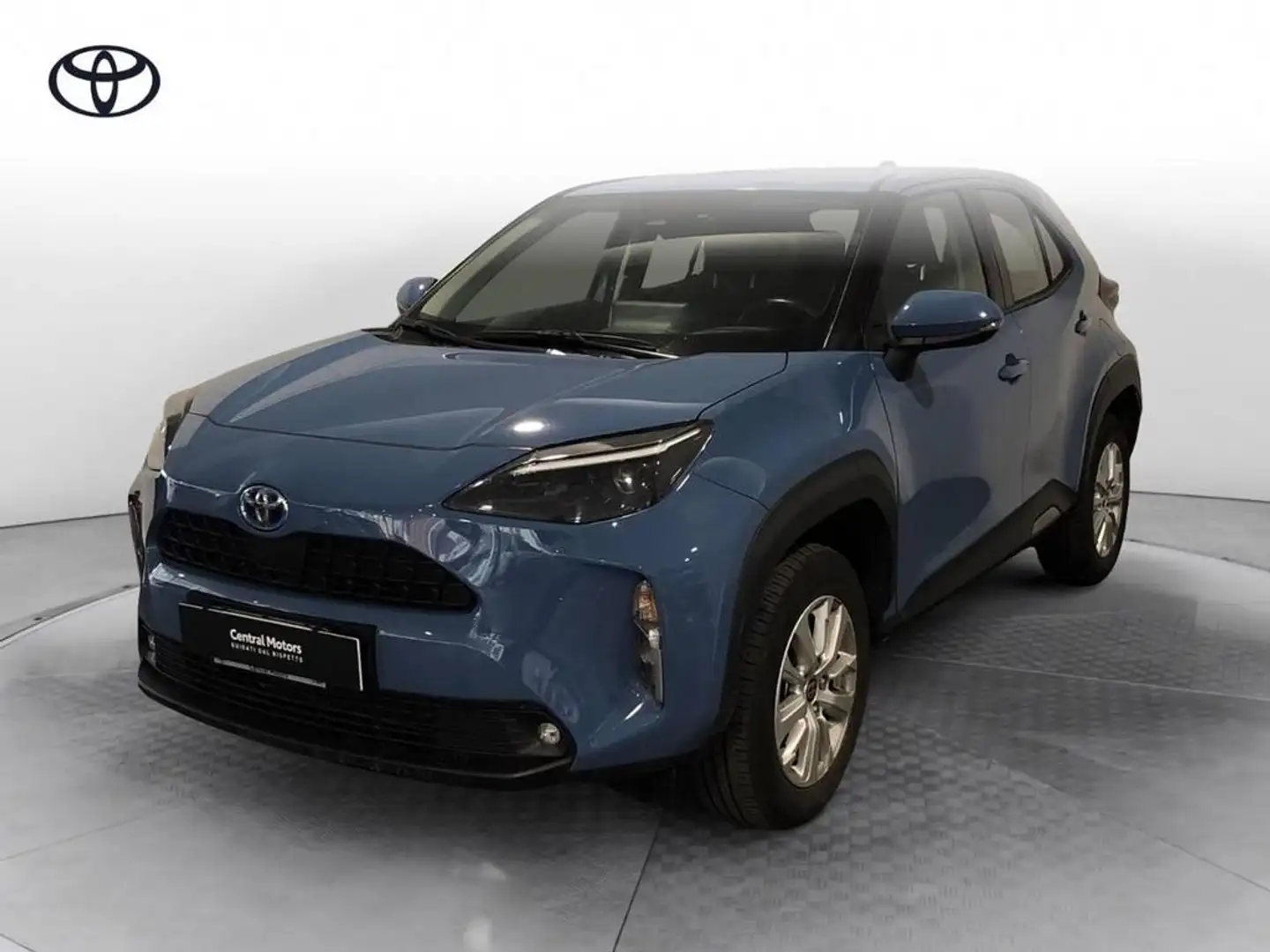 Toyota Yaris Cross 1.5h Active fwd 116cv e-cvt Blu/Azzurro - 1