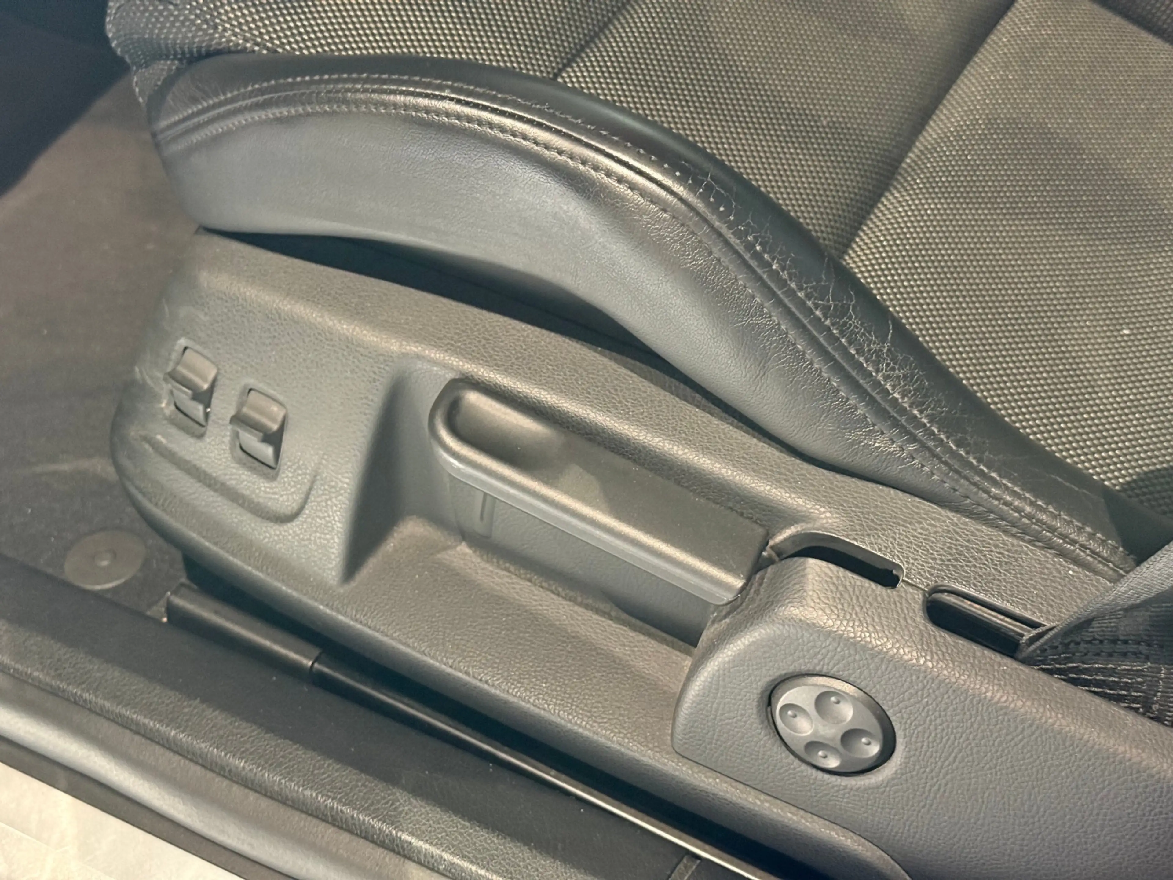 Audi RS4 A4 Limousine 4.2 V8 quattro | volledig dealer ond — photo 11