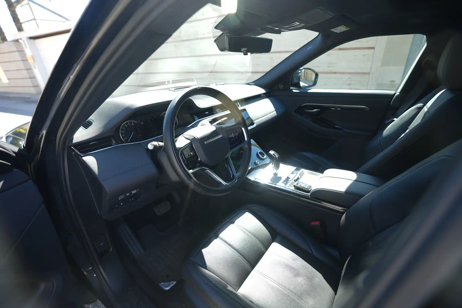Land Rover Range Rover Evoque 1.5 I3 PHEV Bronze Collection AWD Auto - 2