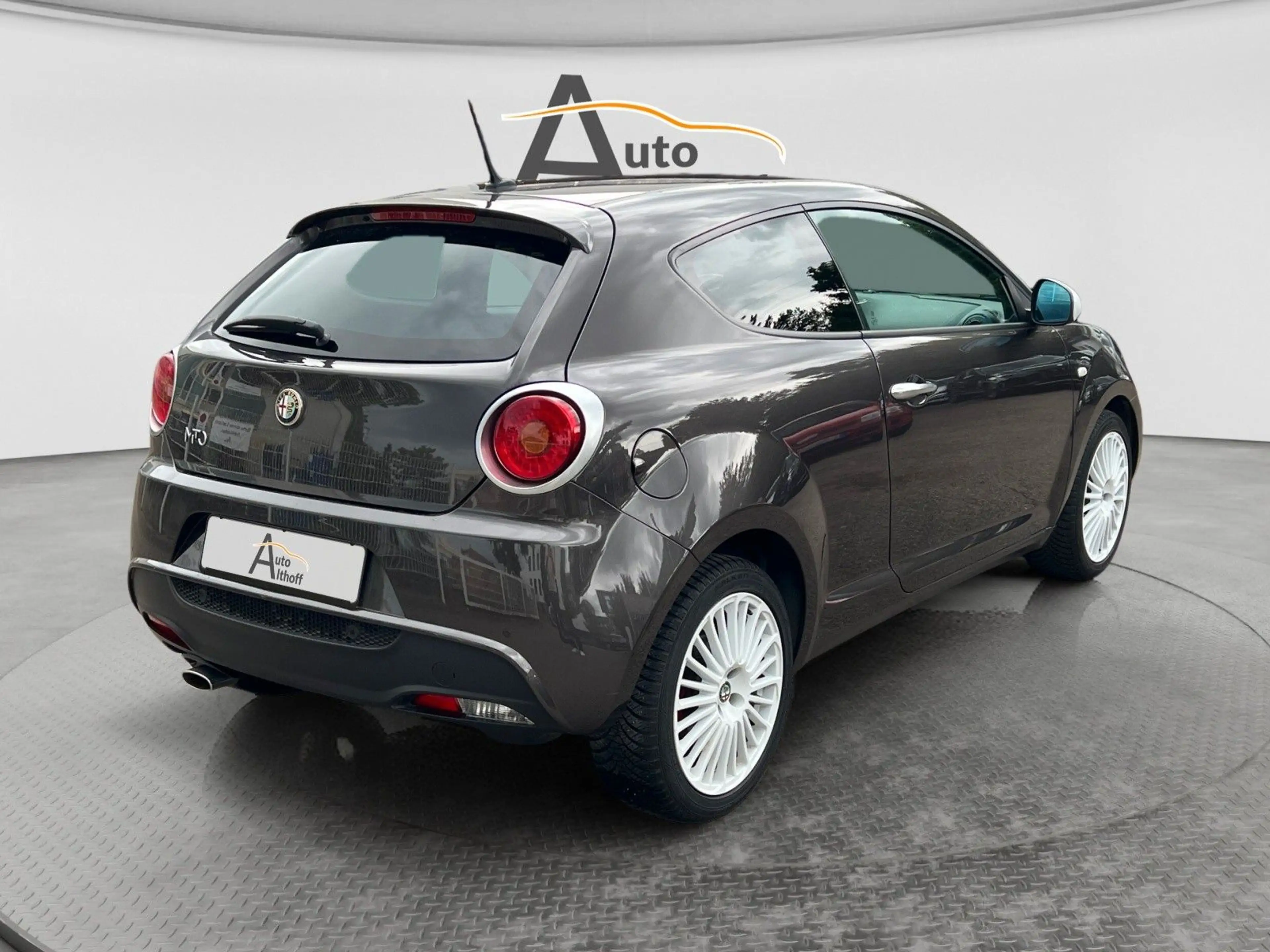 Alfa Romeo MiTo 1.4 8V Junior SHZ PDC KLIMA — photo 6