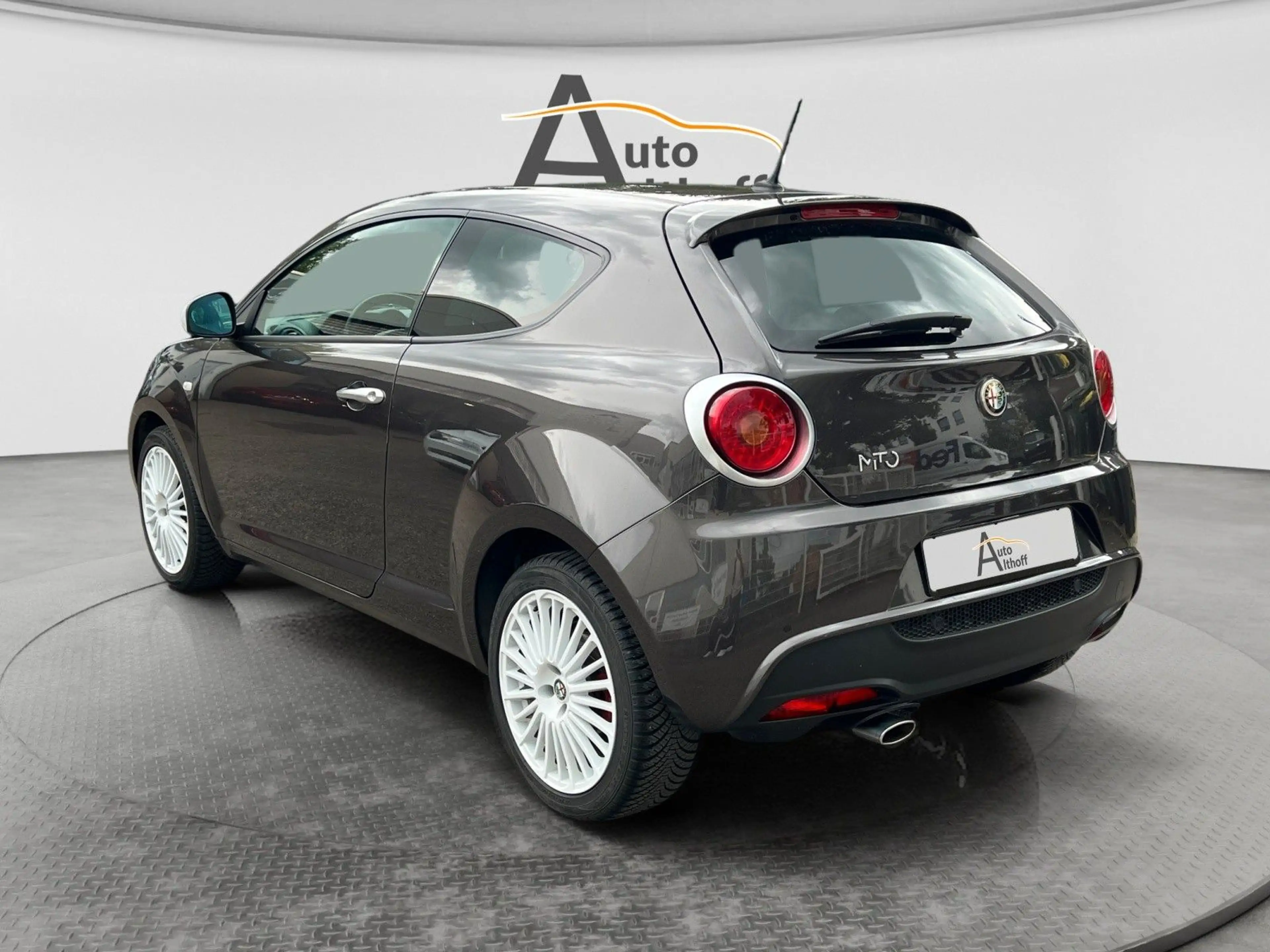 Alfa Romeo MiTo 1.4 8V Junior SHZ PDC KLIMA — photo 4