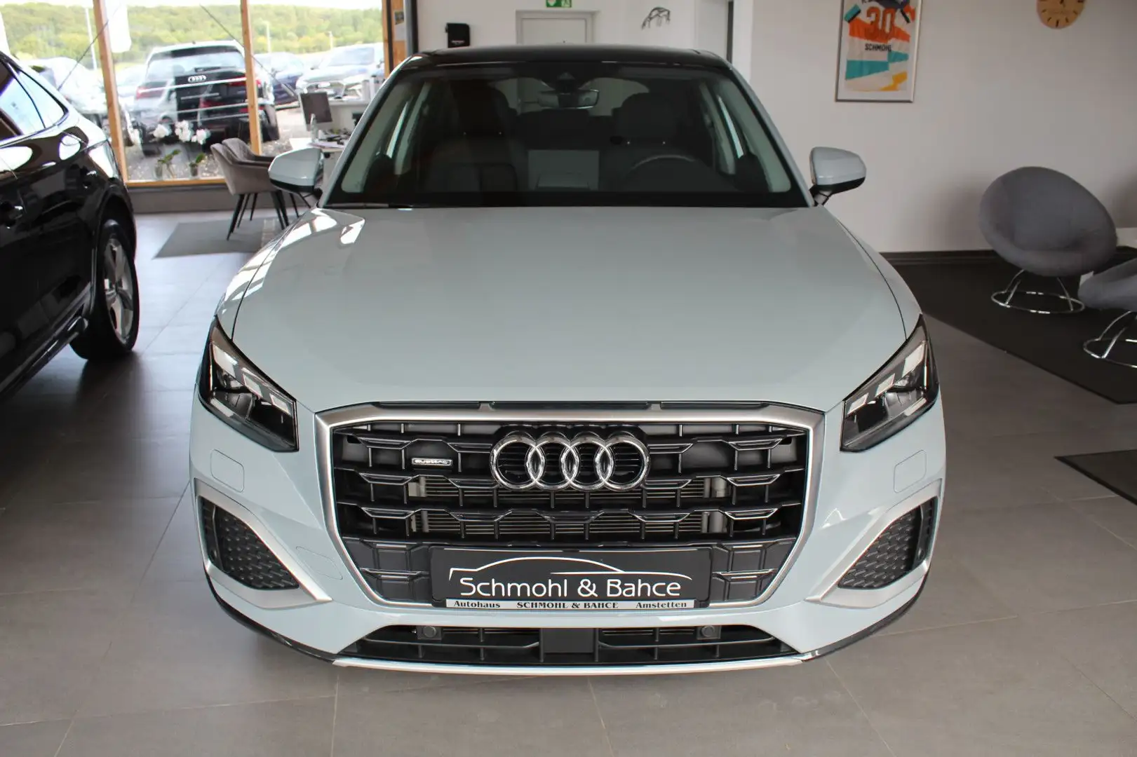 Audi Q2 35 TDI quattro S tronic advanced Grau - 2