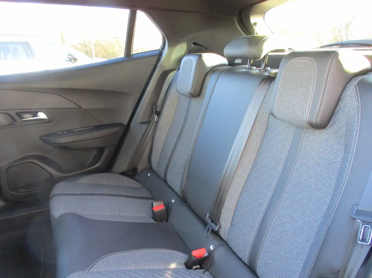 Peugeot 2008 Allure 26