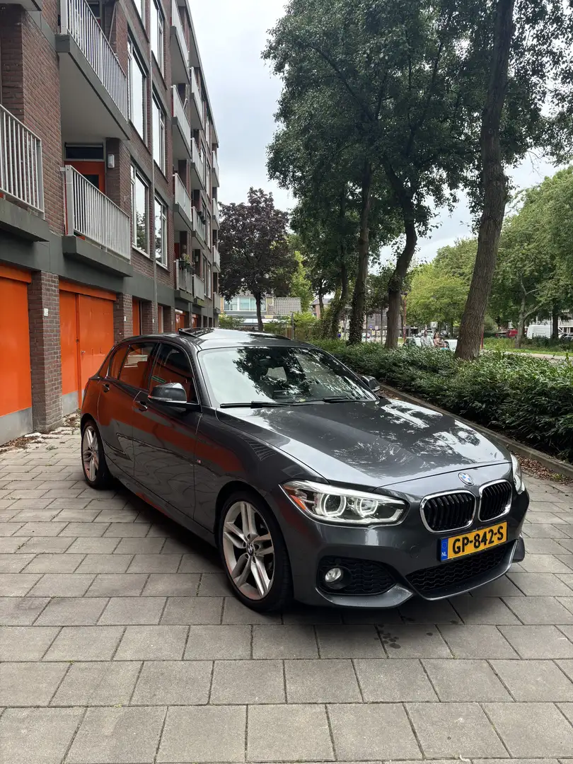 BMW 118 Edition MS.HE. Grijs - 1