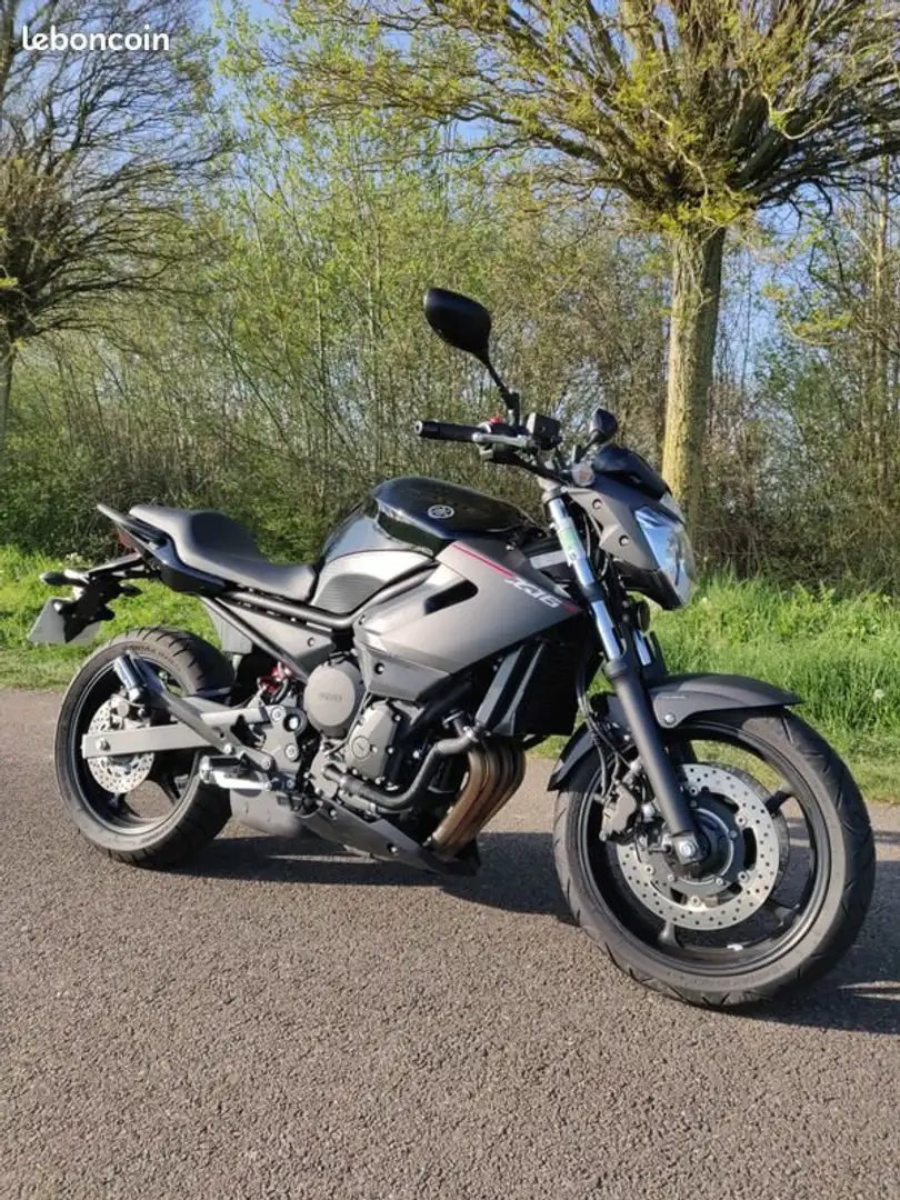 Yamaha XJ 600 A2 Fekete - 1