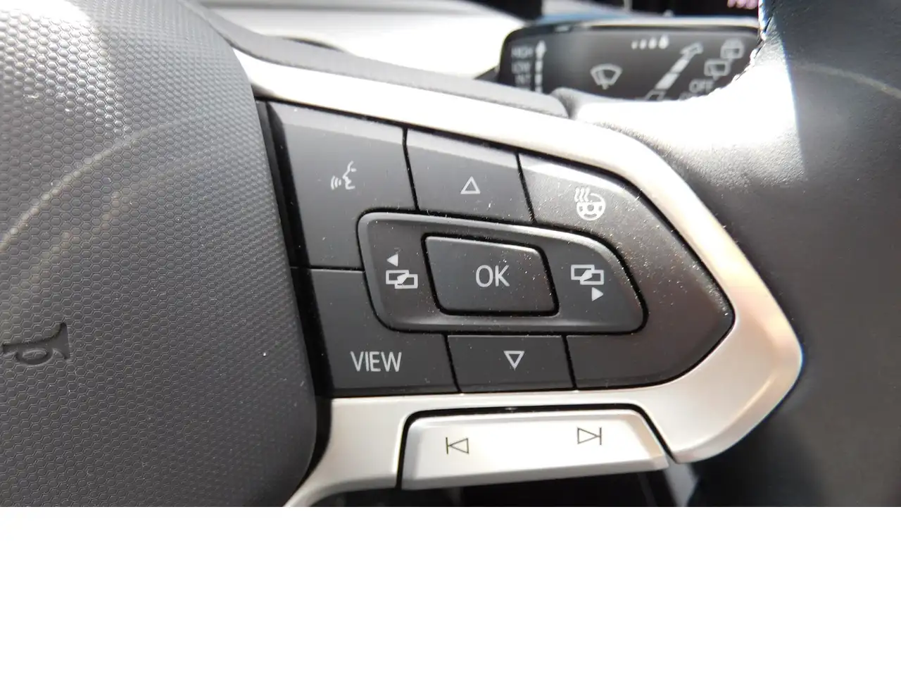 Volkswagen Golf VIII 1.0 TSI Life Navi Klima Alu, миниатюра 18