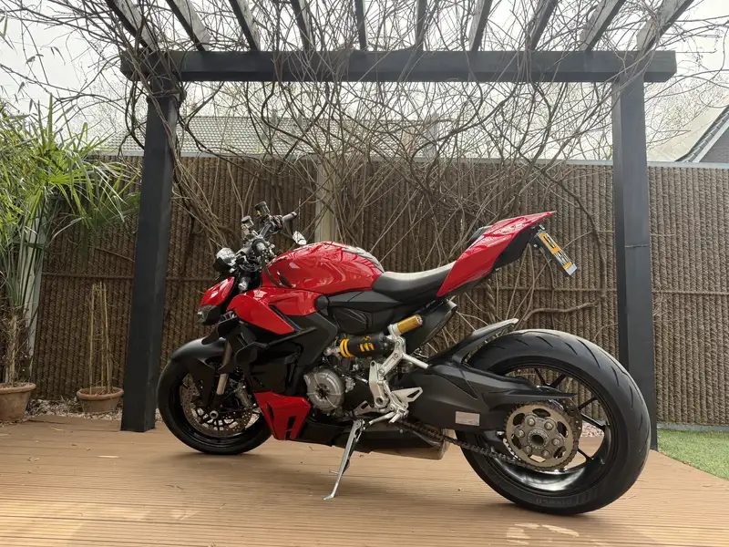 Ducati Streetfighter - foto 3