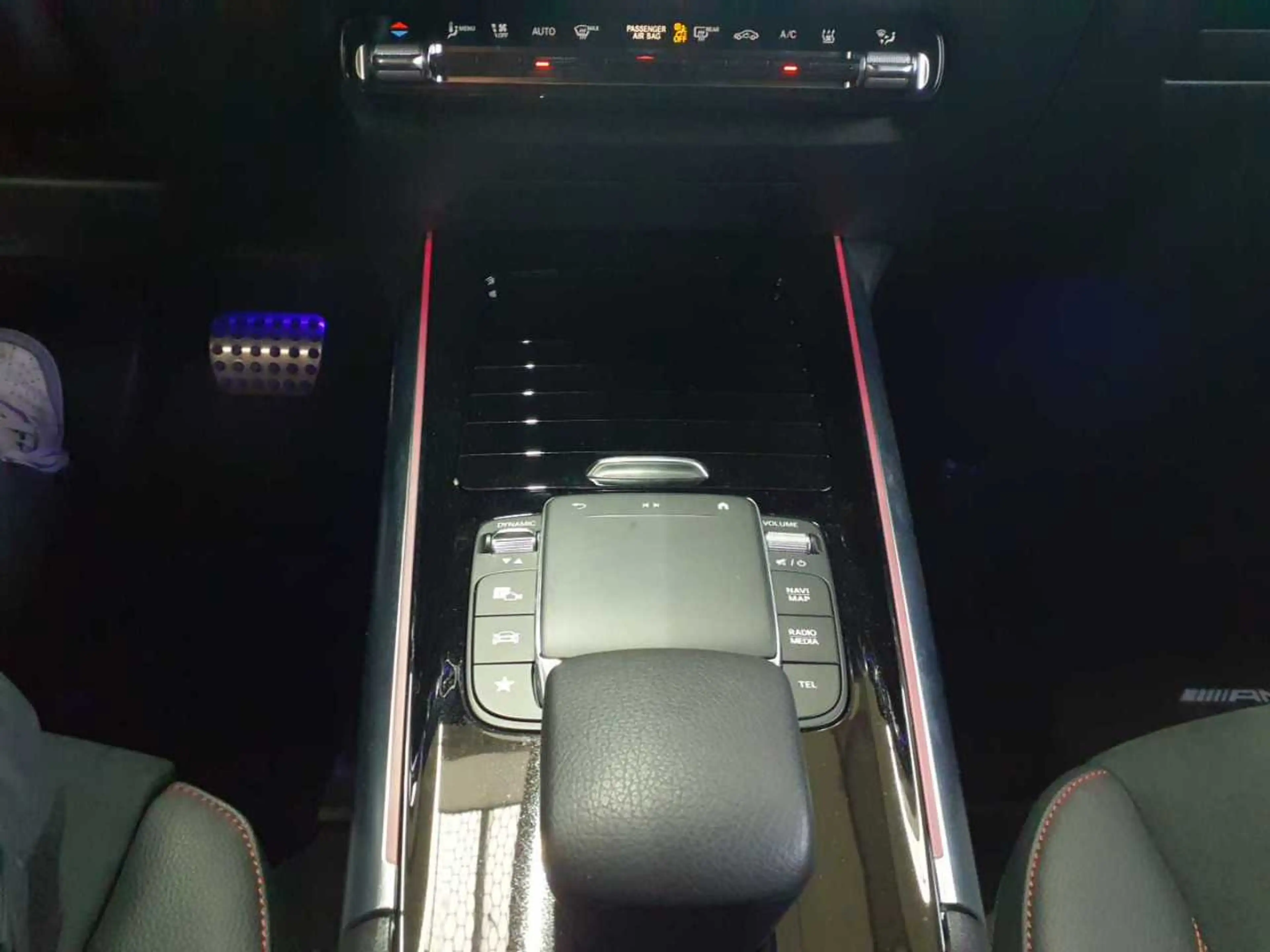 Mercedes-Benz EQA 250 EQA 250 AMG Line Navi KAM PDC SHZ — photo 10