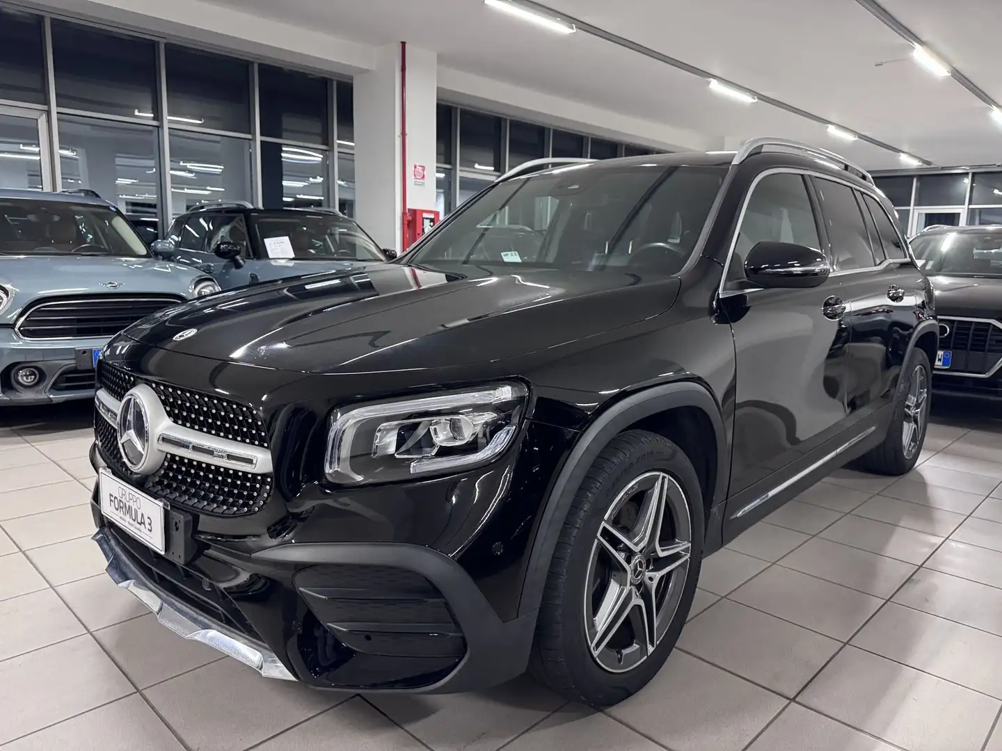 Mercedes-Benz GLB 200 GLB 200 d Automatic 4Matic Premium Schwarz - 1