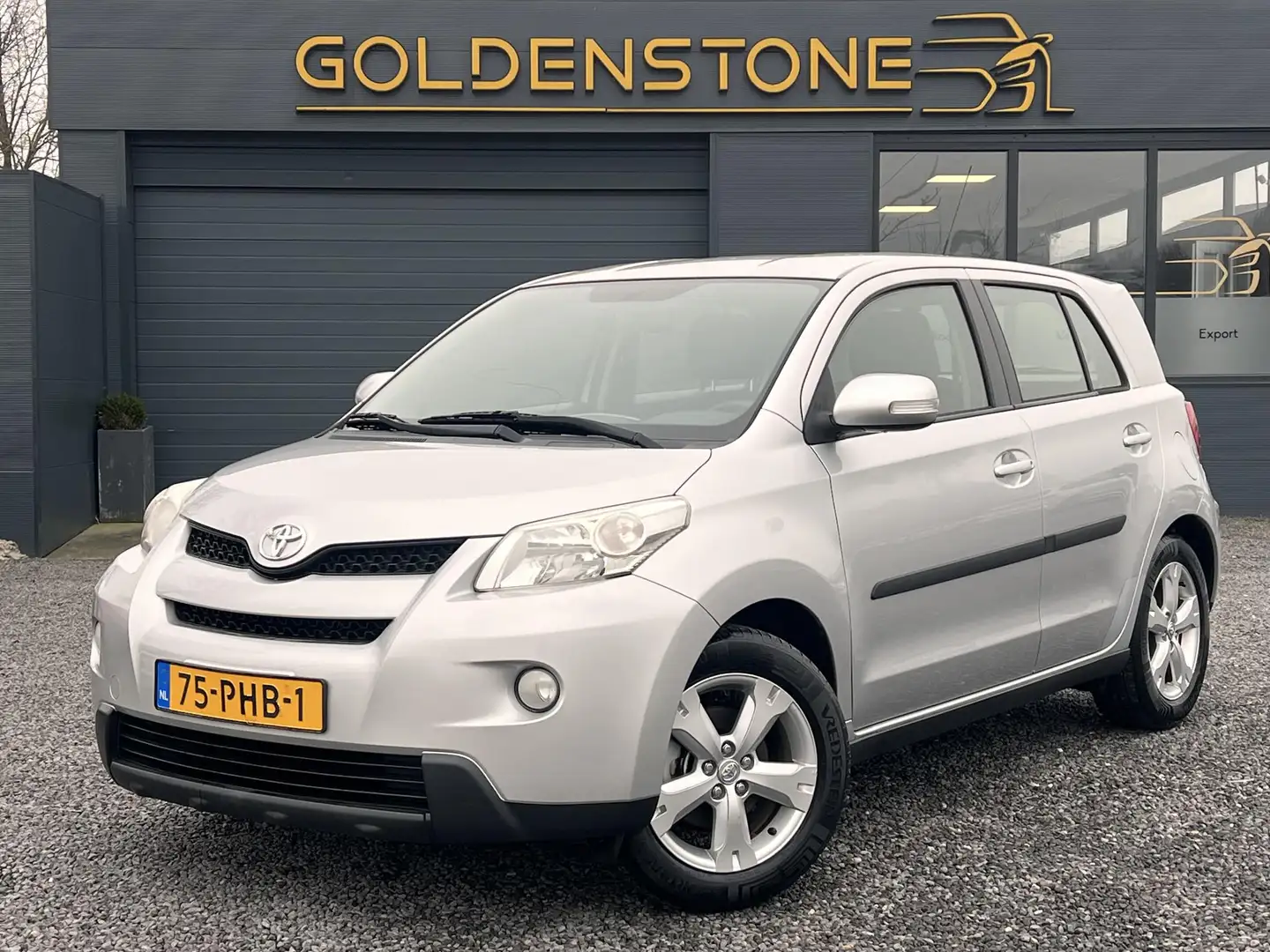 Toyota Urban Cruiser 1.3 VVT-i Aspiration 1e Eigenaar,Airco,Elek ramen, Gris - 1