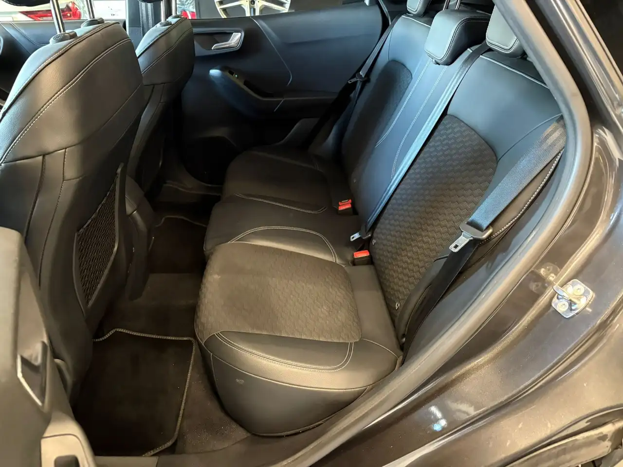 Ford Puma 1.0 EcoBoost Hybrid 125 CV S&S Titanium, миниатюра 21