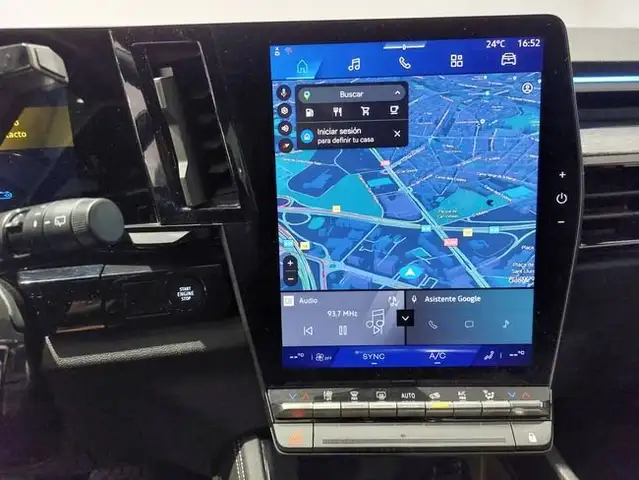 Renault Austral view 12