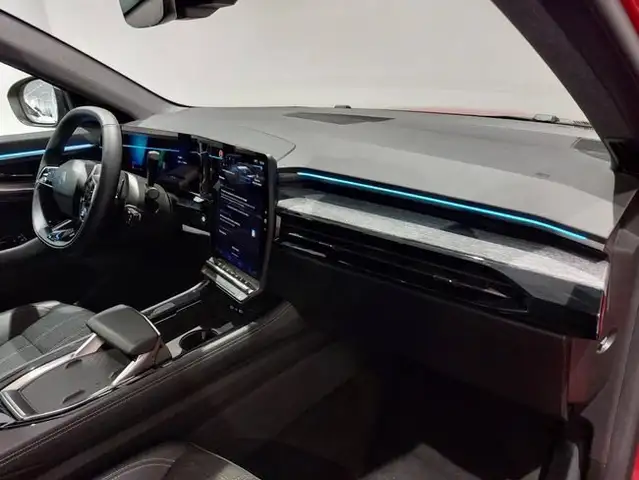 Renault Austral view 15
