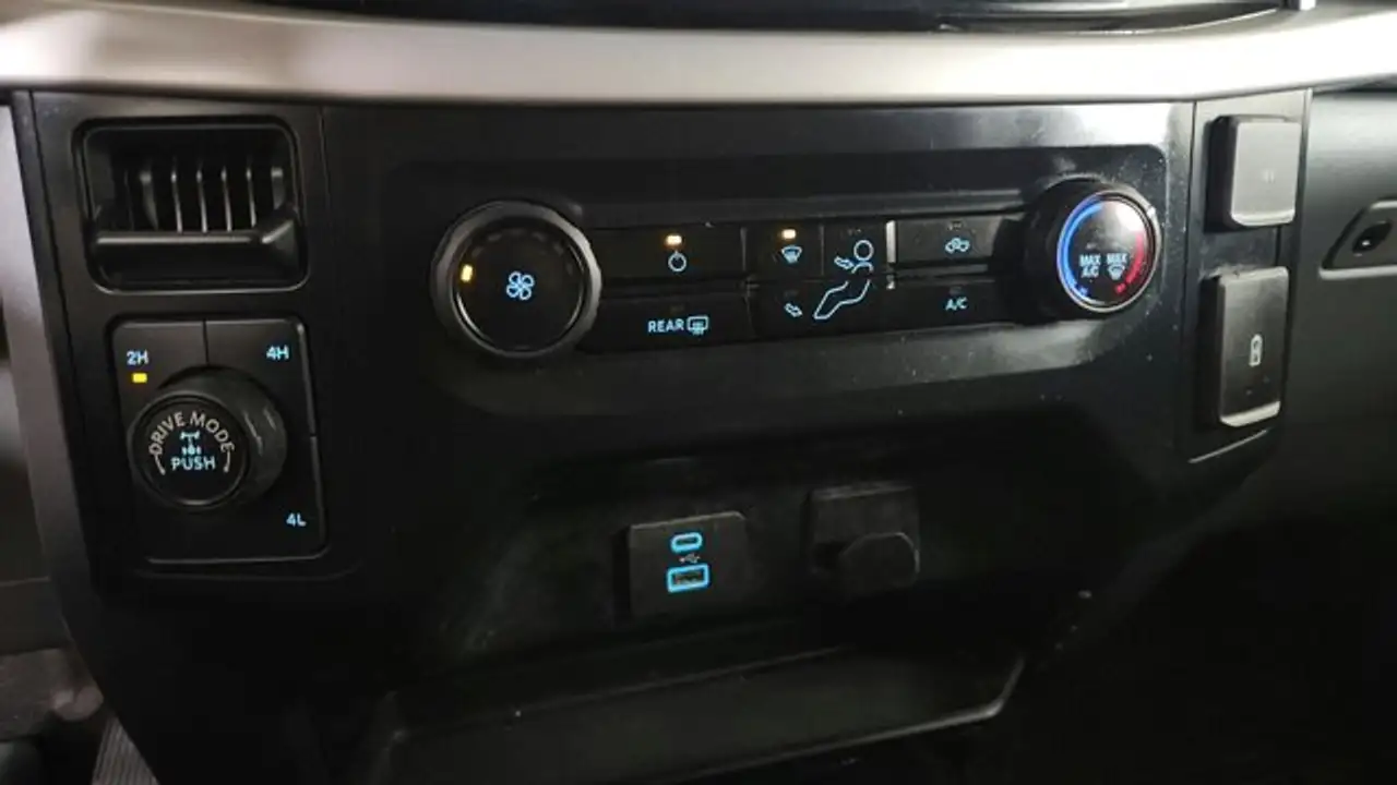 Ford F 150 снимка Ford F 150