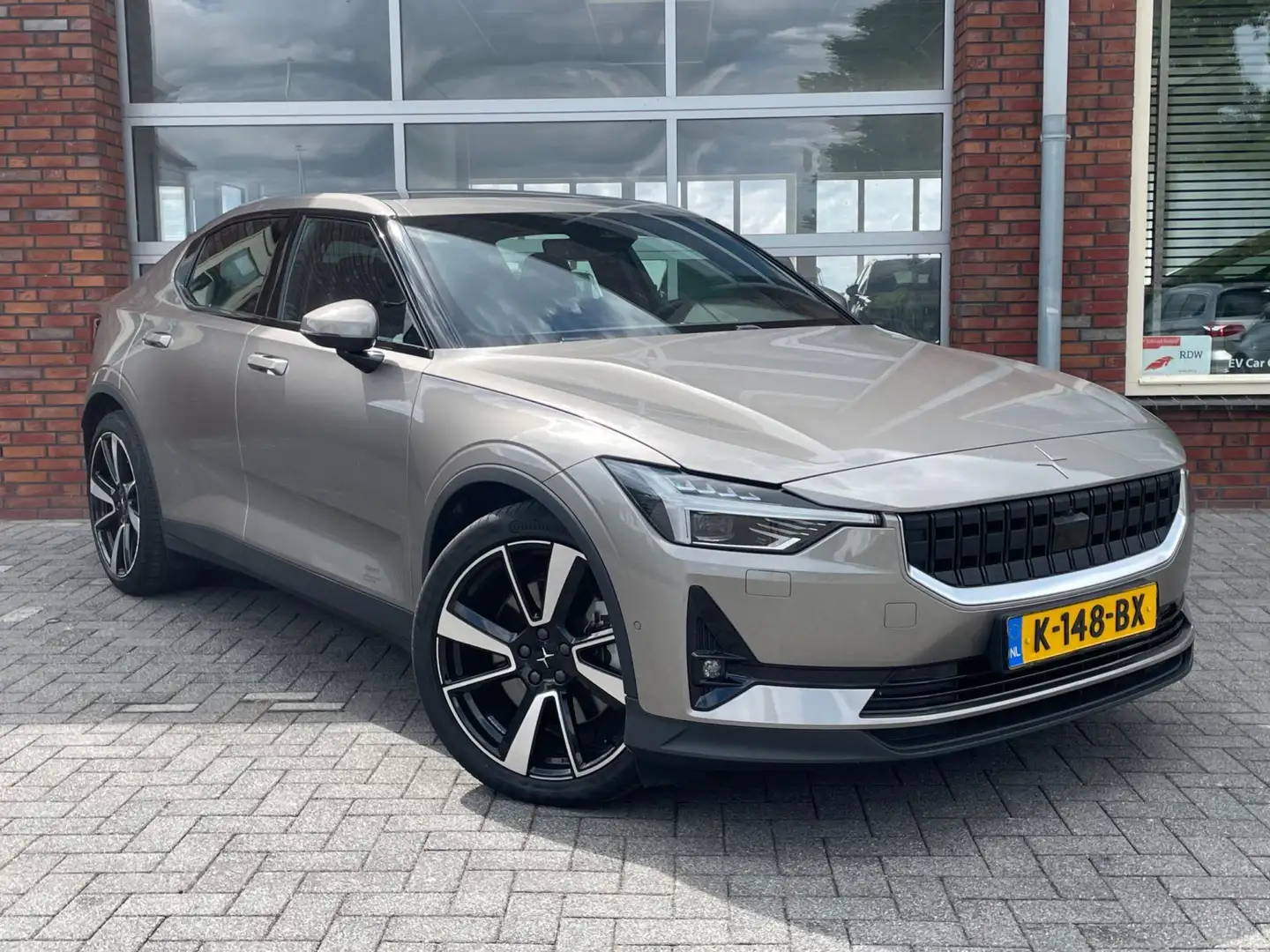 Polestar 2 Long Range Dual Motor Launch Edition 78kWh | SOH 9 siva - 2