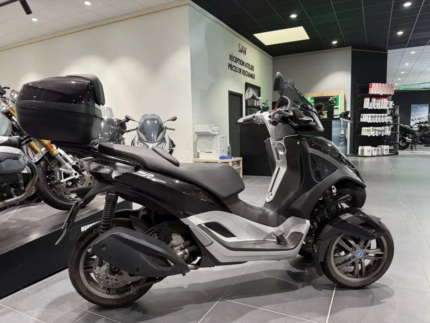 Piaggio MP3 300 Noir - 2