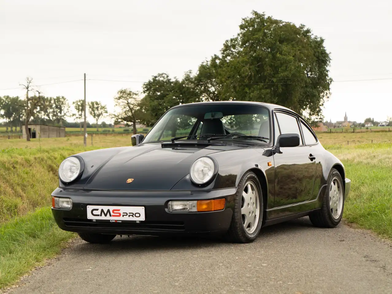 Porsche 964 CARRERA 4 COUPE / 116795 KM! / MARINE BLUE METALLIC / SUNROOF, foto 4