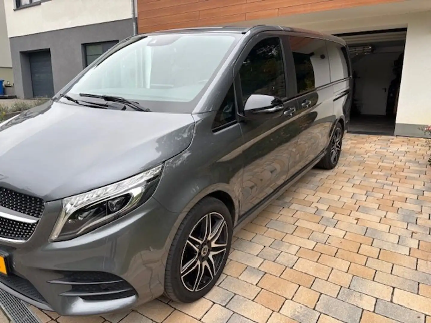 Mercedes-Benz V 250 V 250 d lang 9G-TRONIC Avantgarde Edition 2023 Gris - 1