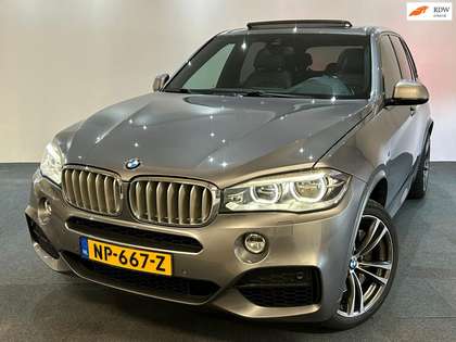 BMW X5 M50d Pano l Carplay Bomvol!