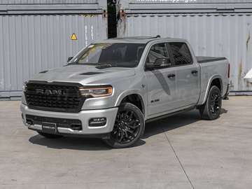 2026 5.7L V8 HEMI! RAM 1500 Limited €87950 SILVER ZYNITH