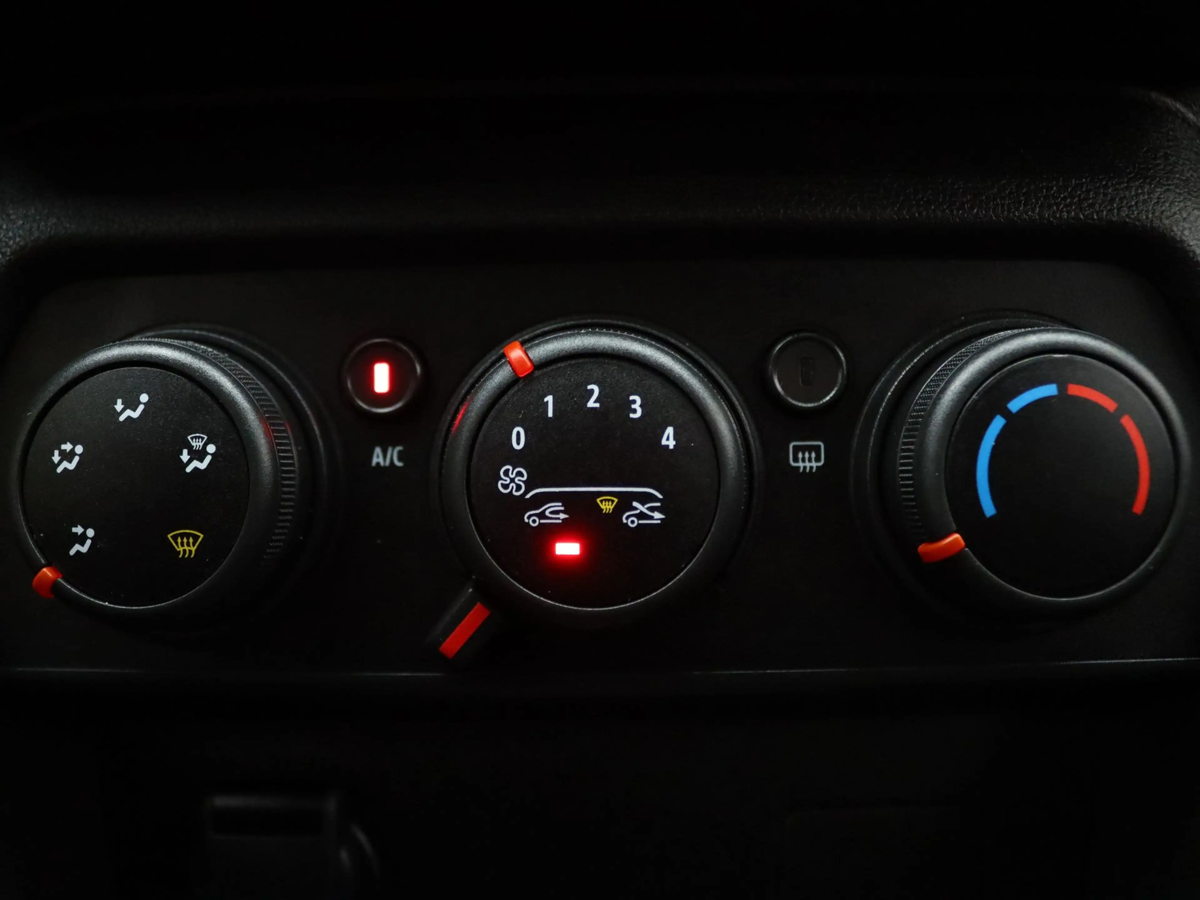 Dacia Sandero 90pk TCe Expression Apple Carplay/Android Auto | A — photo 7
