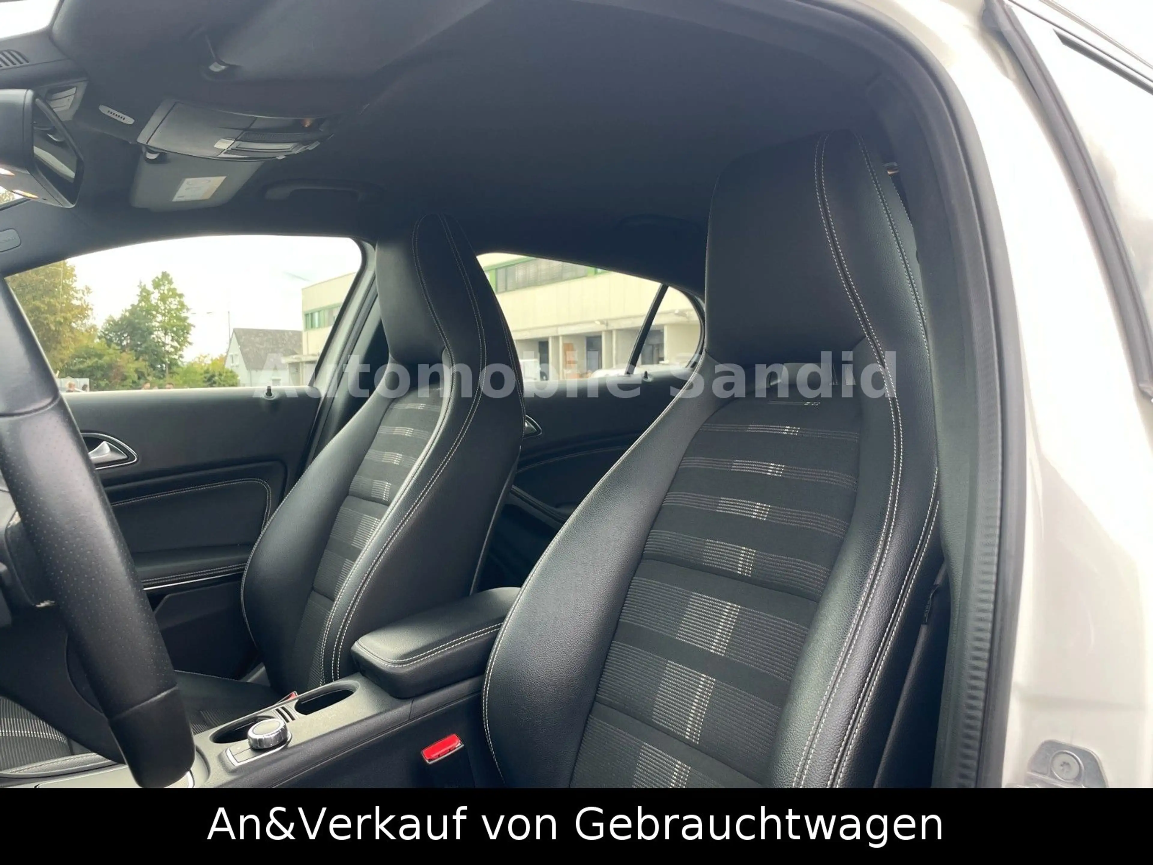 Mercedes-Benz GLA 180 *Navi*Kamera*AHK*LED*SHZ*Klima*AUTOMATIK* — photo 13