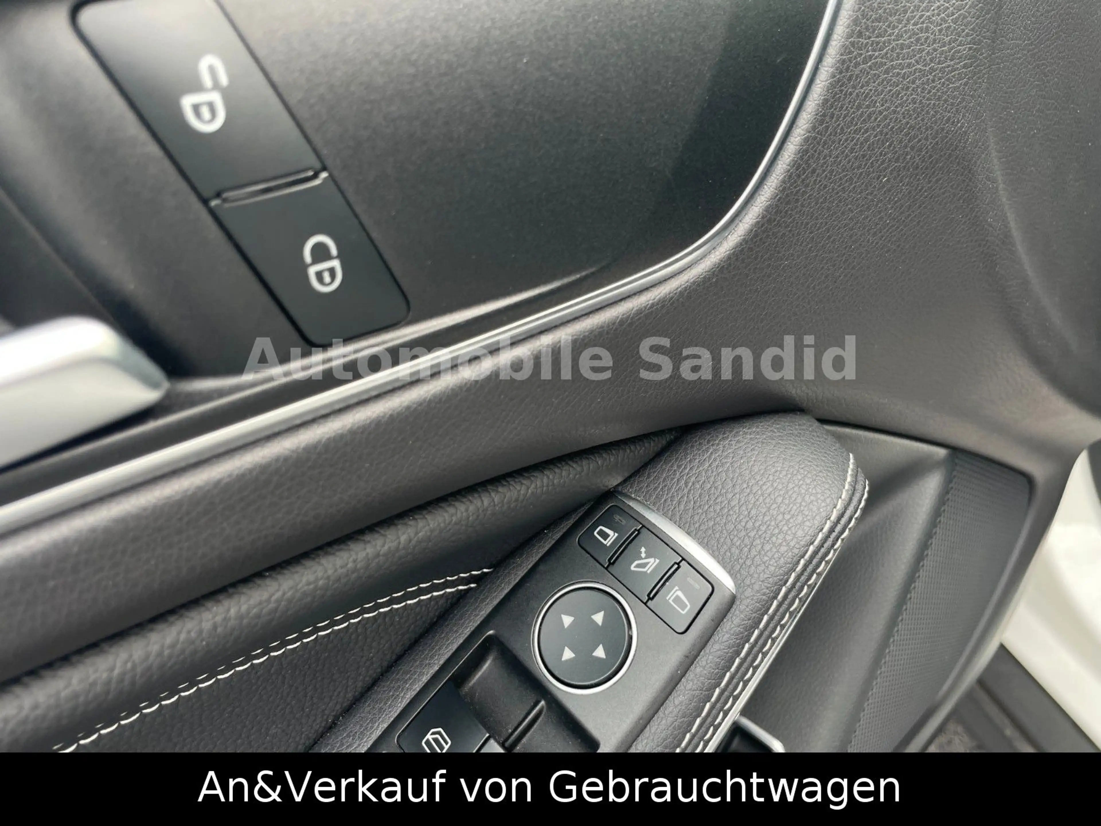 Mercedes-Benz GLA 180 *Navi*Kamera*AHK*LED*SHZ*Klima*AUTOMATIK* — photo 10